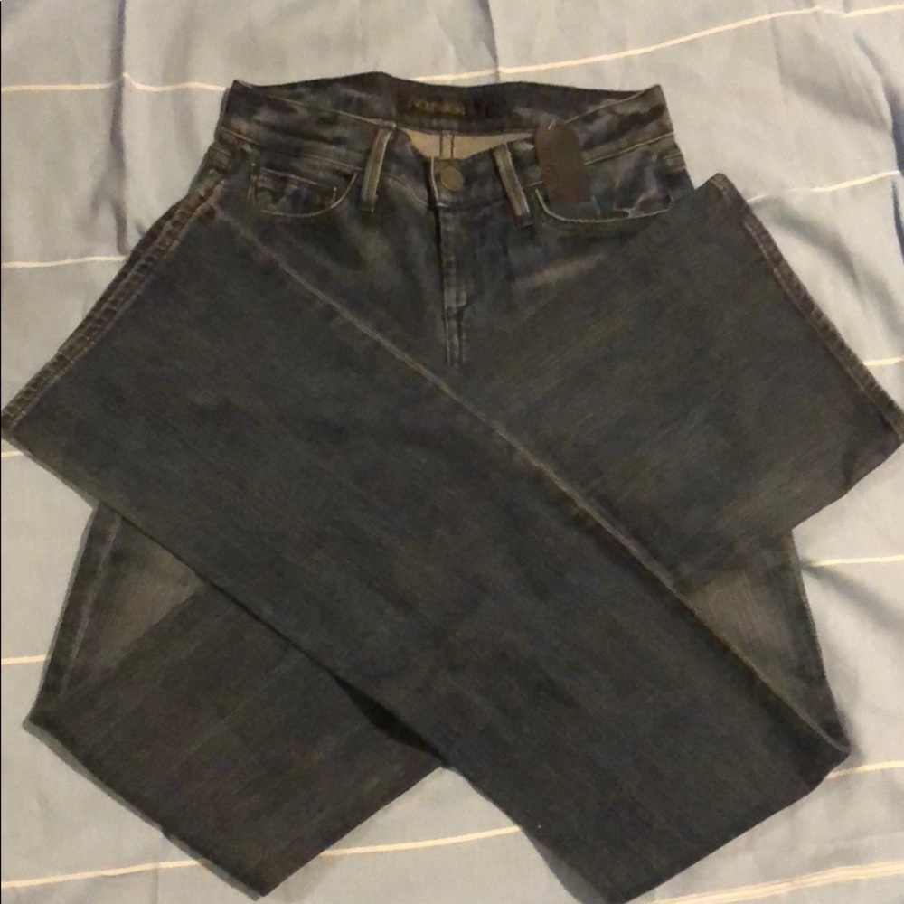 NWT Goldsign Carrie Flare Leg Jeans in Twist 24